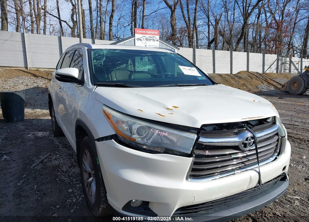 2015 TOYOTA HIGHLANDER XLE V6 VIN: 5TDJKRFH5FS181408