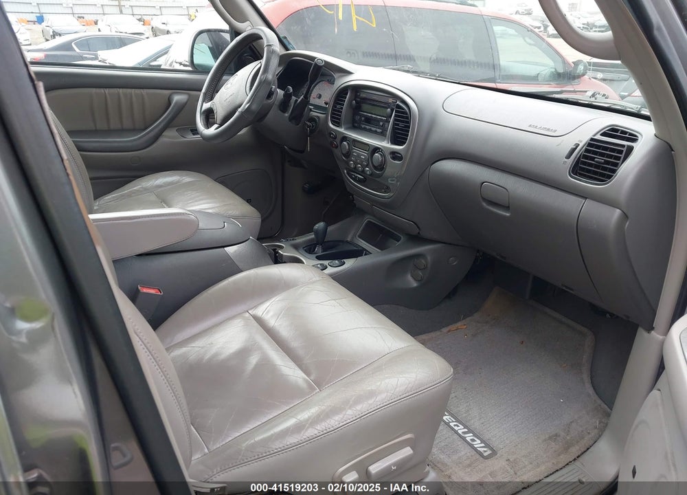 2003 TOYOTA SEQUOIA LIMITED V8 VIN: 5TDBT48A03S166816