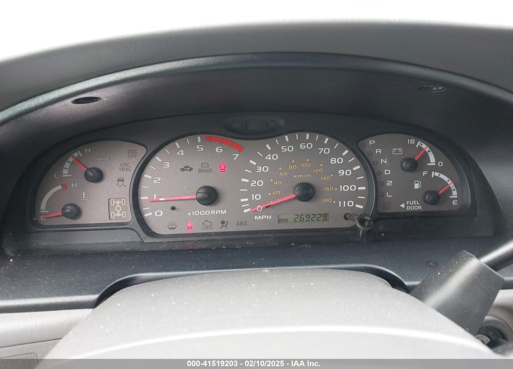 2003 TOYOTA SEQUOIA LIMITED V8 VIN: 5TDBT48A03S166816