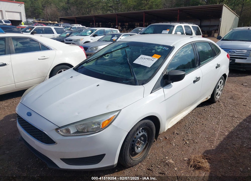 2016 FORD FOCUS VIN: 1FADP3E23GL256933