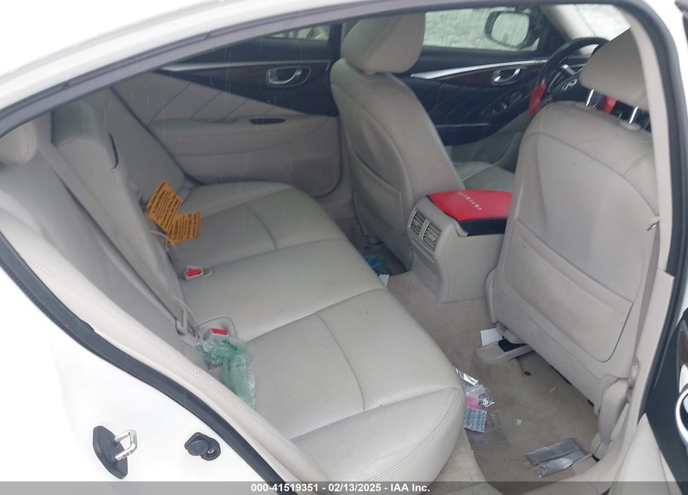 2015 INFINITI Q50 PREMIUM VIN: JN1BV7AR1FM392376