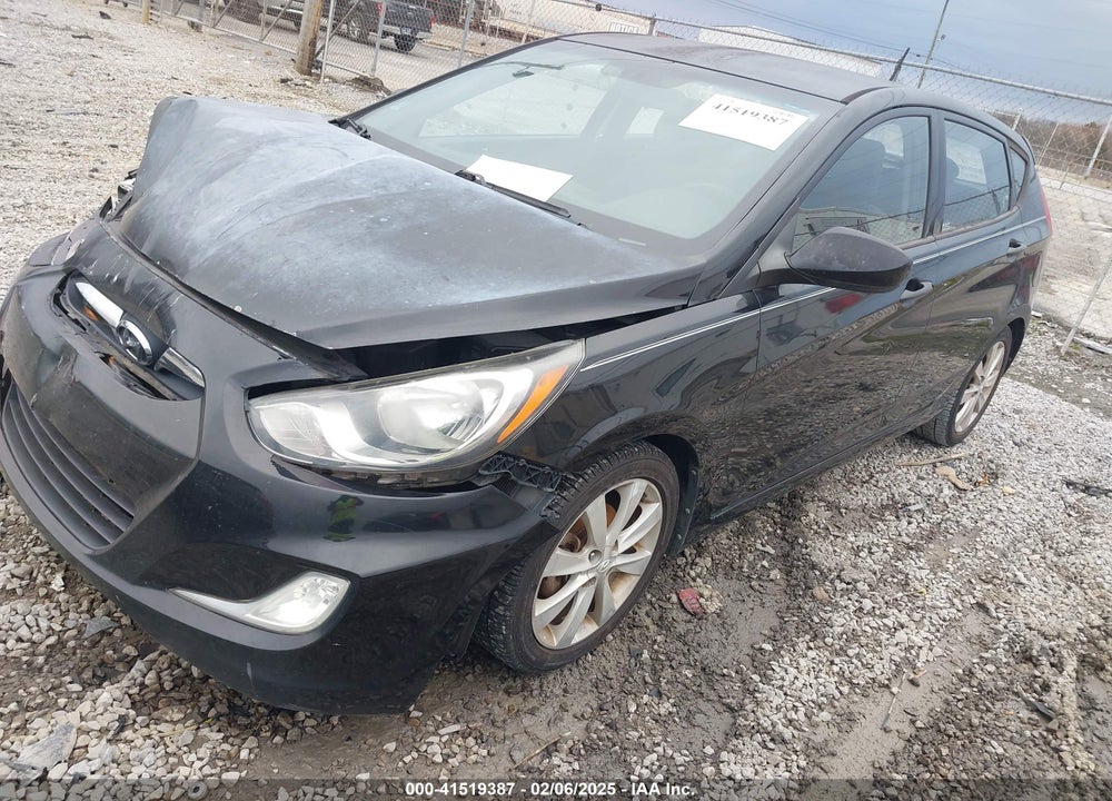2012 HYUNDAI ACCENT VIN: KMHCU5AE7CU031523