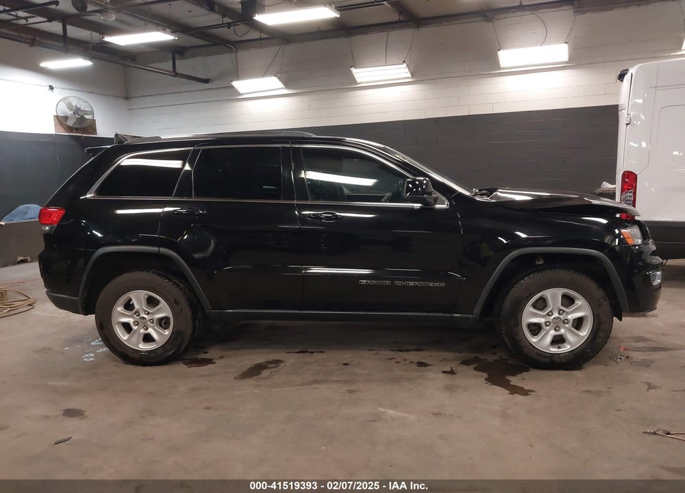 2017 JEEP GRAND CHEROKEE VIN: 1C4RJFAG4HC624042