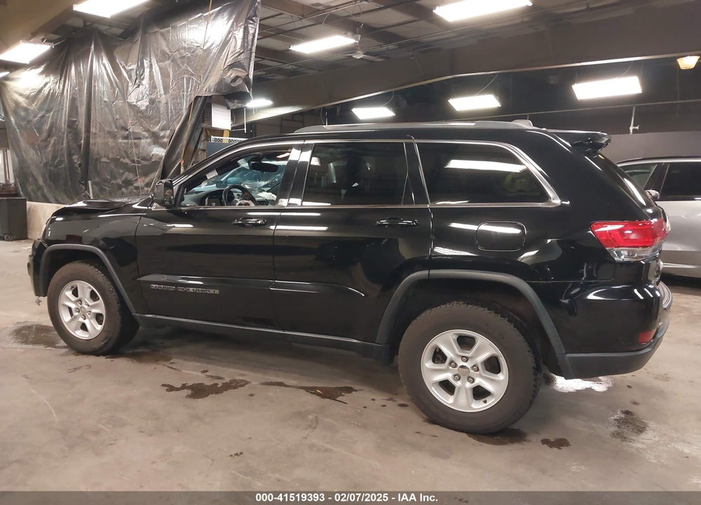 2017 JEEP GRAND CHEROKEE VIN: 1C4RJFAG4HC624042