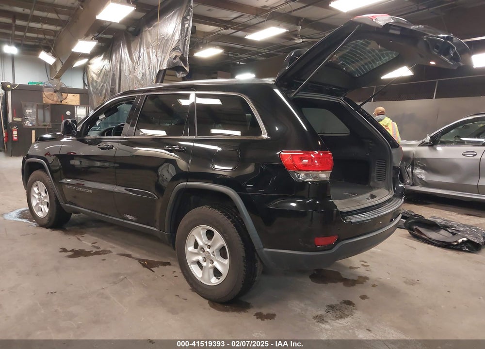 2017 JEEP GRAND CHEROKEE VIN: 1C4RJFAG4HC624042