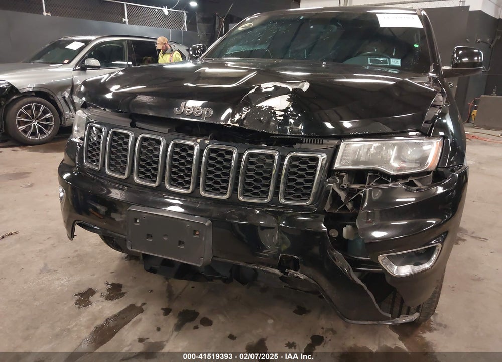 2017 JEEP GRAND CHEROKEE VIN: 1C4RJFAG4HC624042