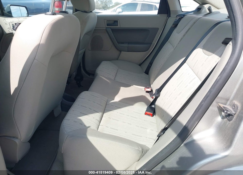2008 FORD FOCUS SE VIN: 1FAHP35N38W276739