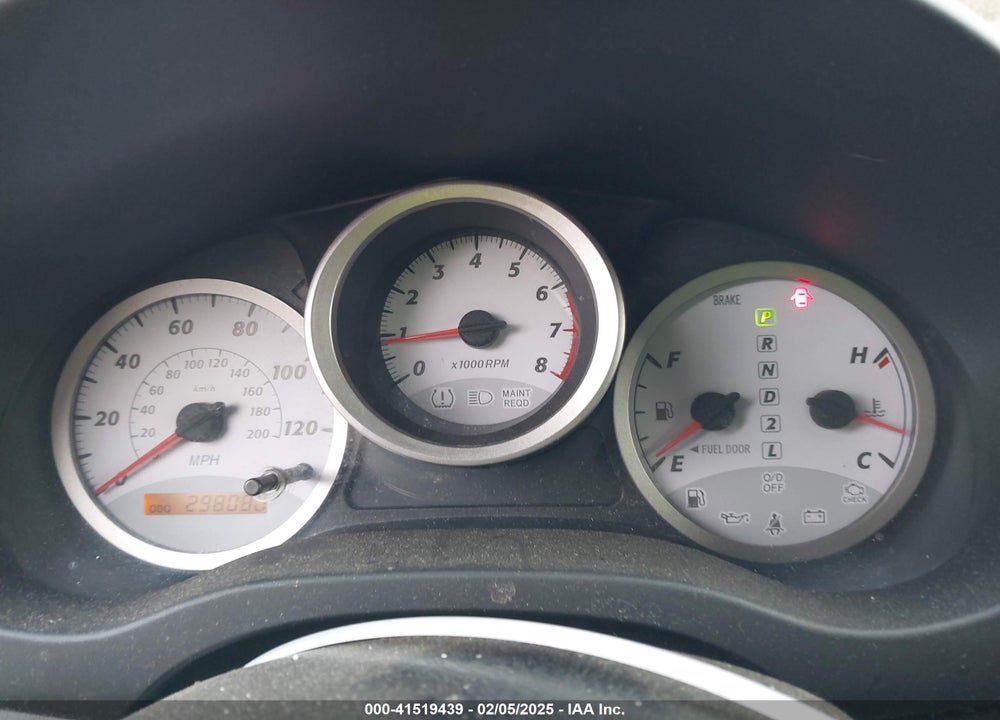 2005 TOYOTA RAV4 VIN: JTEGD20VX50077052