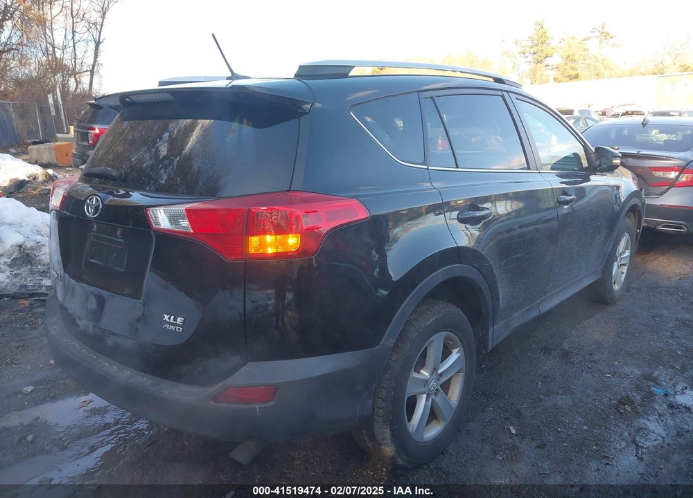 2013 TOYOTA RAV4 XLE VIN: 2T3RFREV4DW090348