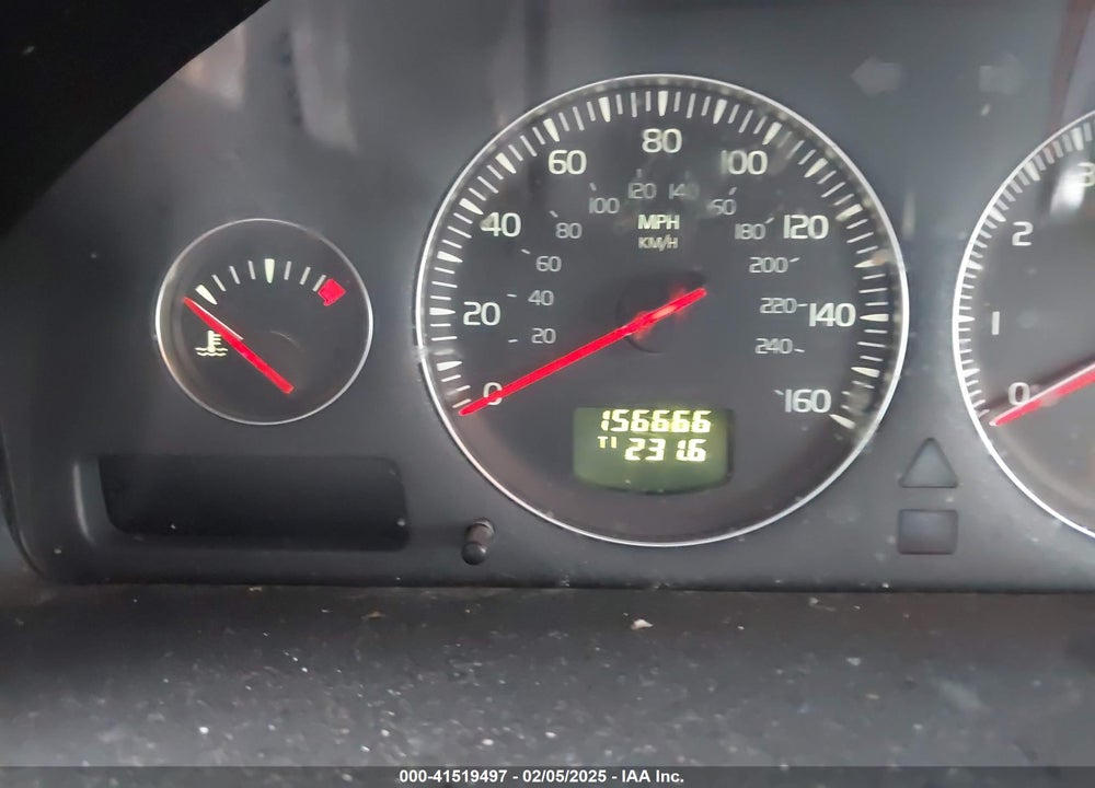 2005 VOLVO S80 2.5T VIN: YV1TS592X51407215