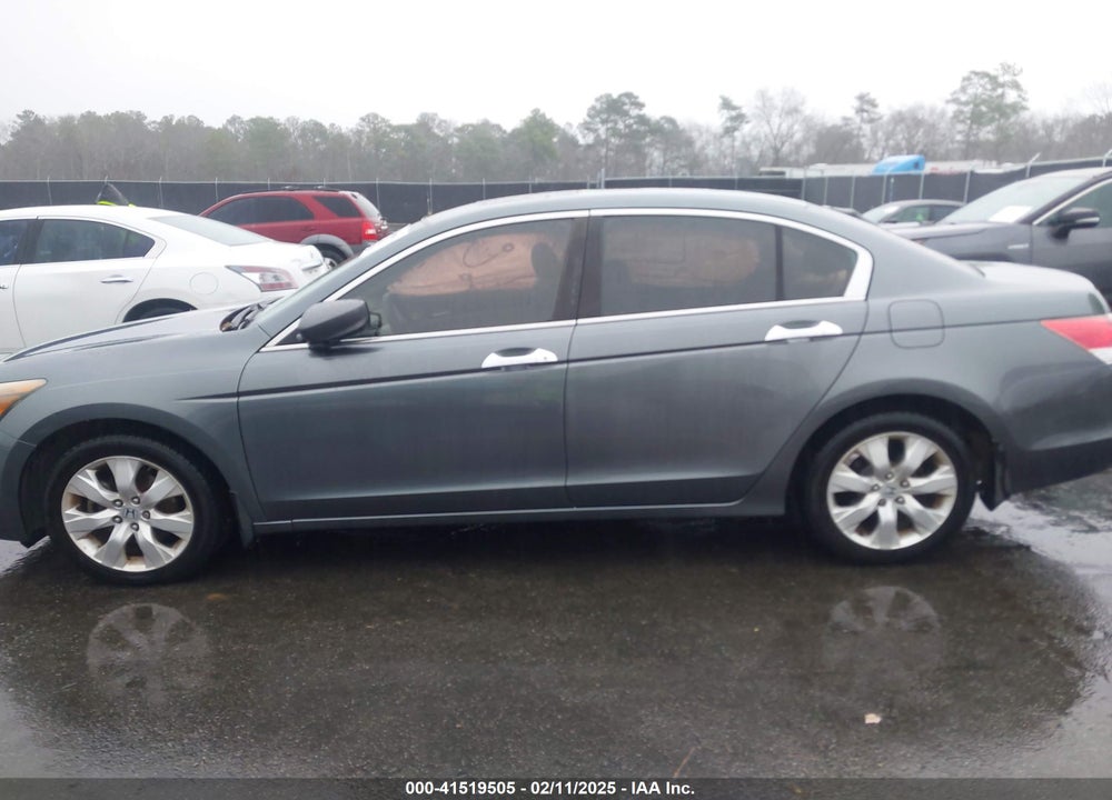 2010 HONDA ACCORD 3.5 EX VIN: 5KBCP3F75AB005715