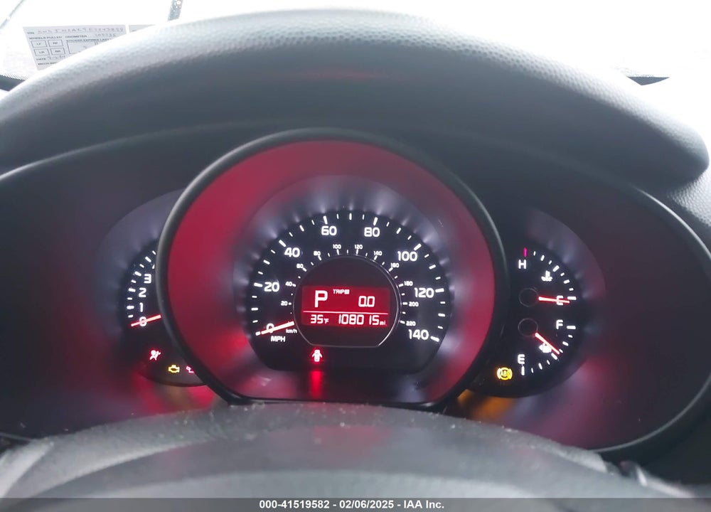 2014 KIA SOUL VIN: KNDJN2A29E7743899