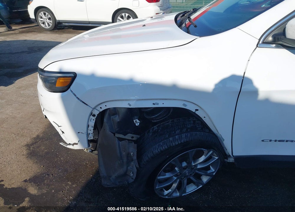 2020 JEEP CHEROKEE LATITUDE PLUS 4X4 VIN: 1C4PJMLB0LD604032