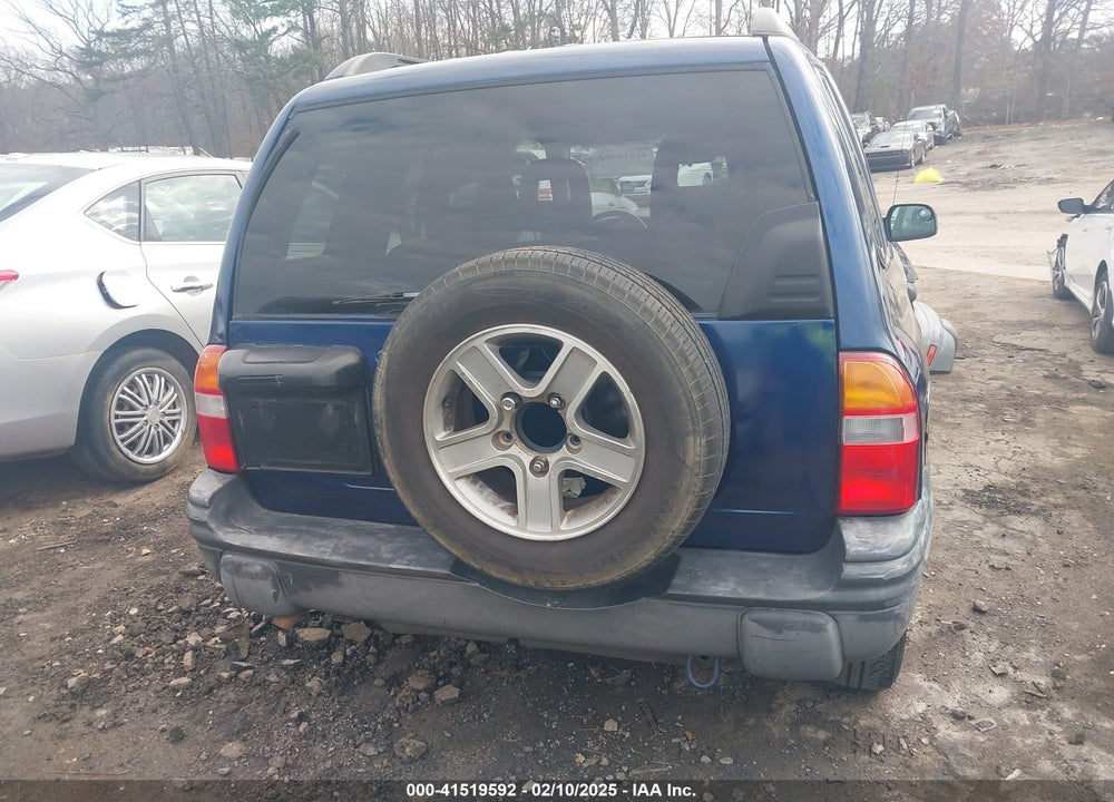 2004 CHEVROLET TRACKER VIN: 2CNBE134746901695