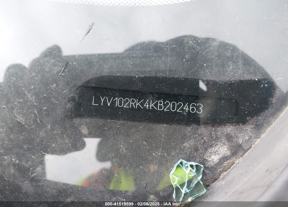 2019 VOLVO XC60 VIN: LYV102RK4KB202463