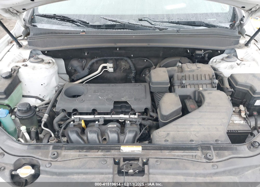 2011 HYUNDAI SANTA FE VIN: 5XYZG3AB1BG055154