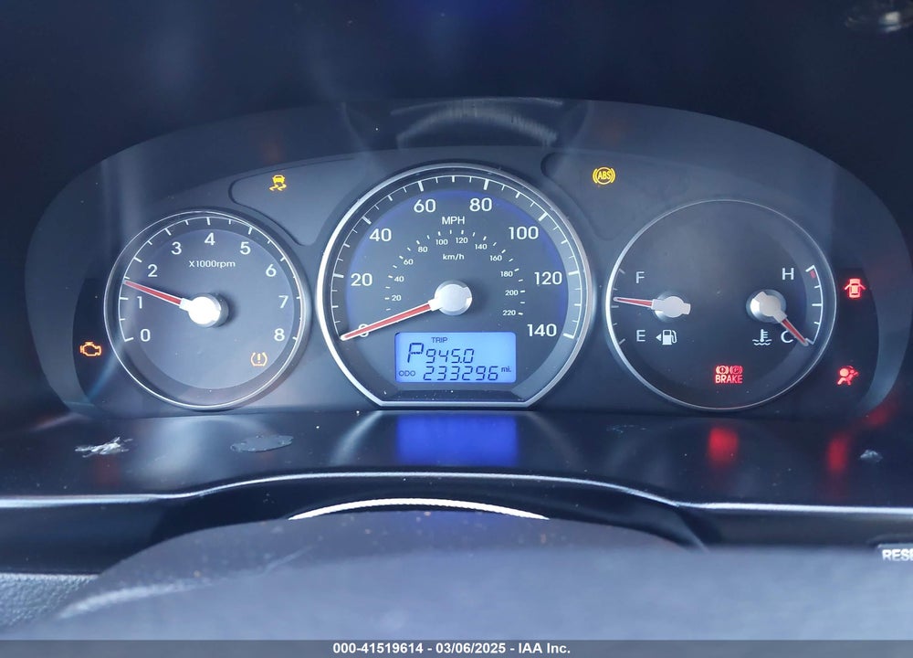 2011 HYUNDAI SANTA FE VIN: 5XYZG3AB1BG055154