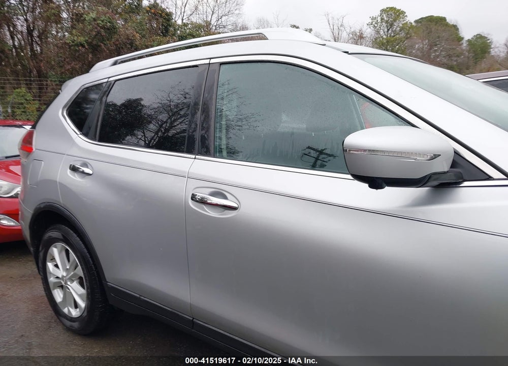 2015 NISSAN ROGUE SV VIN: KNMAT2MT6FP515466