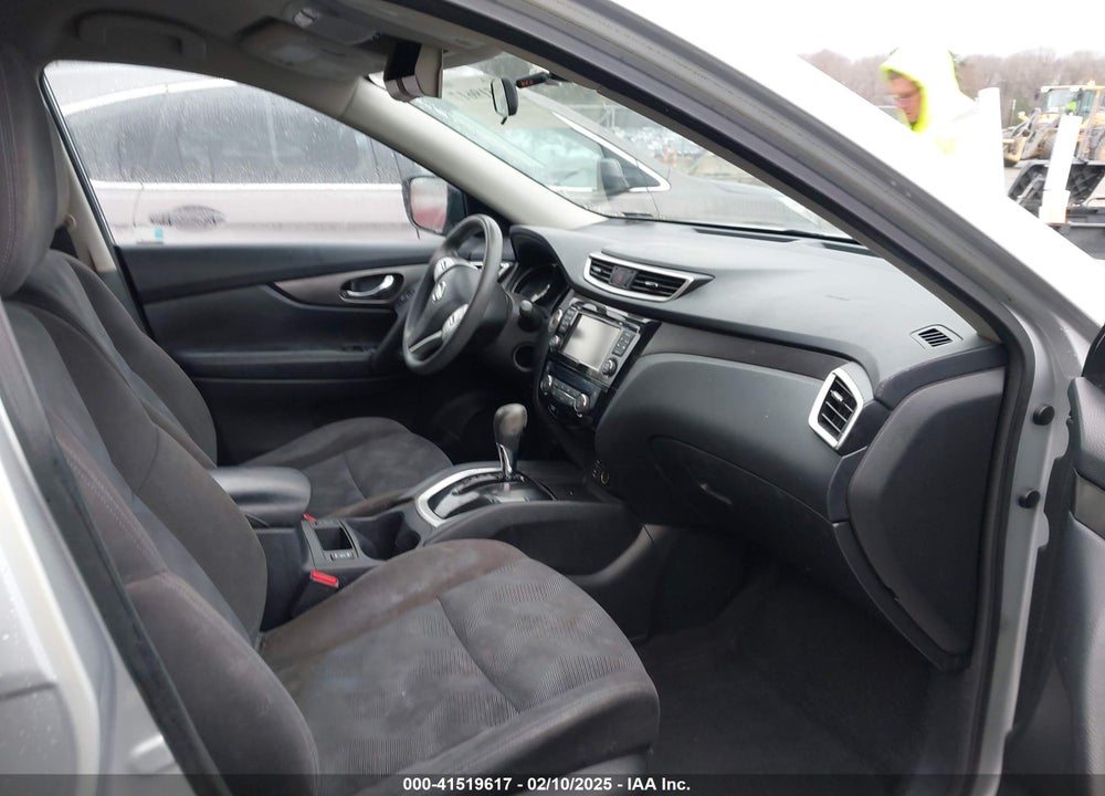 2015 NISSAN ROGUE SV VIN: KNMAT2MT6FP515466