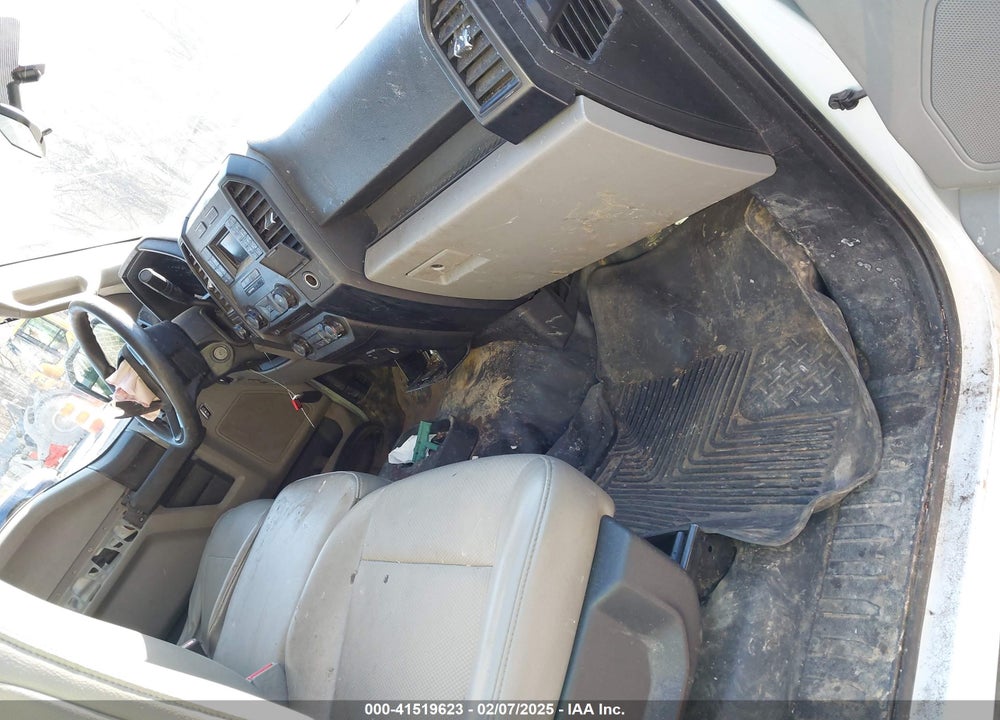 2017 FORD F-150 VIN: 1FTEX1E85HFA11333
