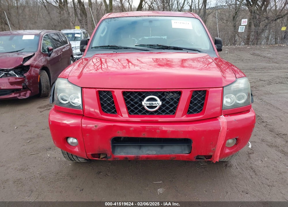 2011 NISSAN TITAN VIN: 1N6AA0EC6BN300035