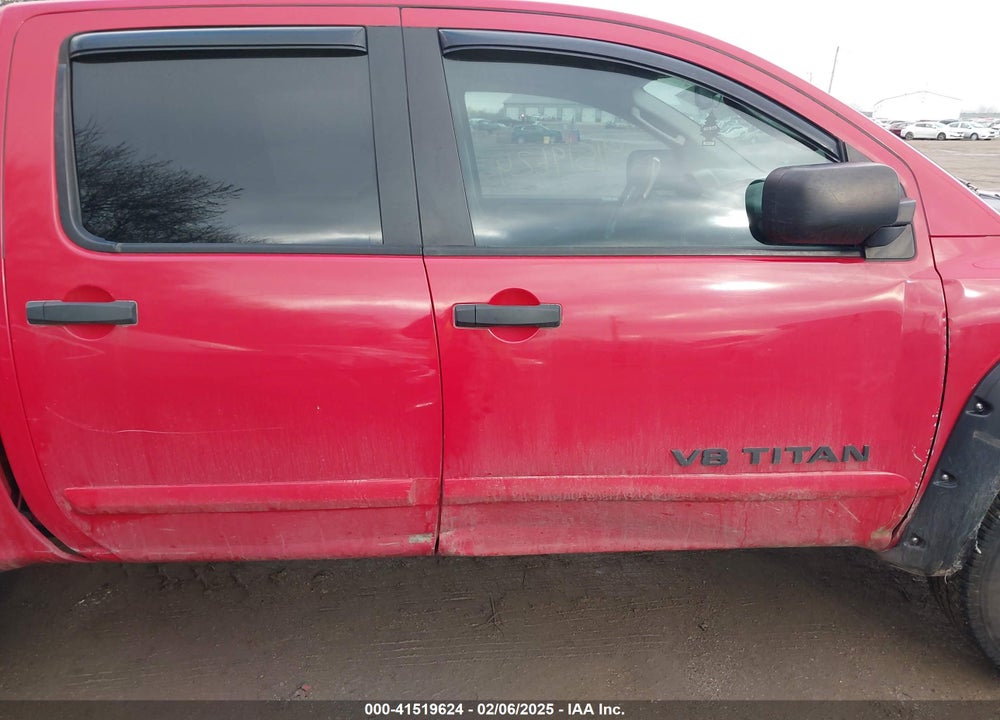 2011 NISSAN TITAN VIN: 1N6AA0EC6BN300035