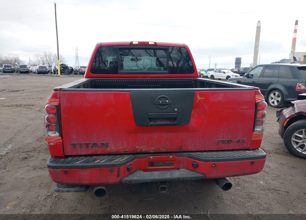 2011 NISSAN TITAN VIN: 1N6AA0EC6BN300035