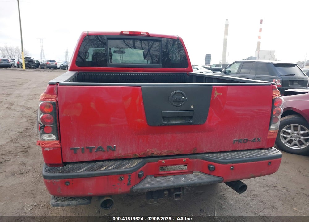 2011 NISSAN TITAN VIN: 1N6AA0EC6BN300035