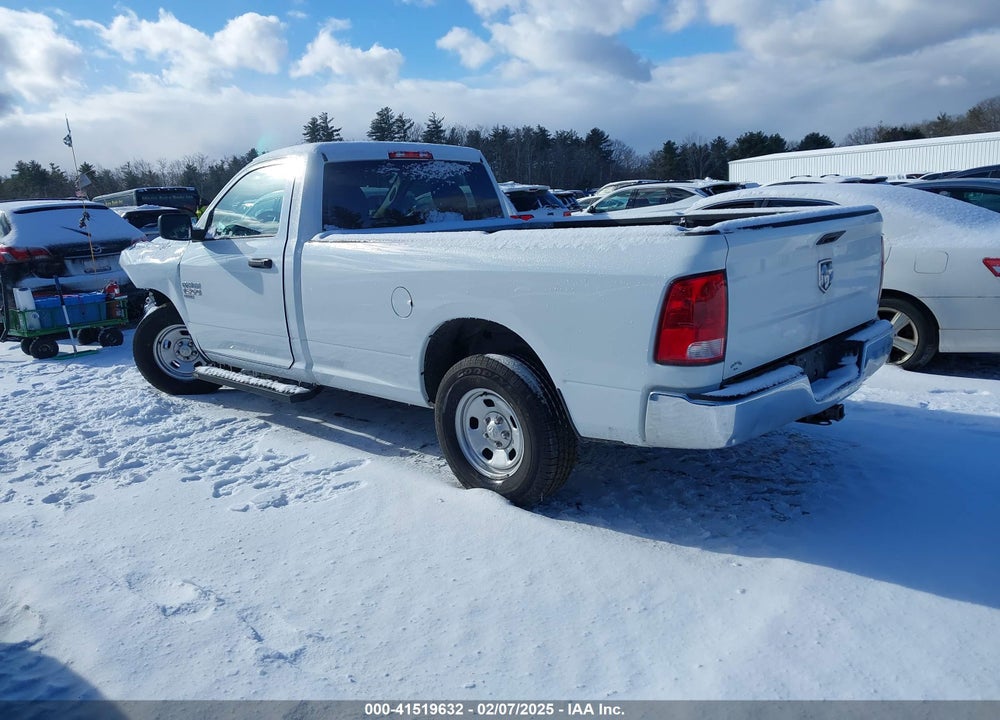 2022 RAM 1500 CLASSIC VIN: 3C6JR6DG4NG412663