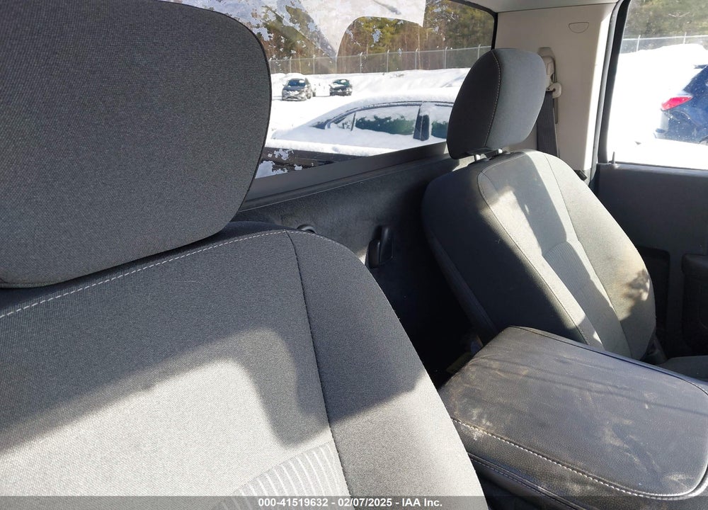 2022 RAM 1500 CLASSIC VIN: 3C6JR6DG4NG412663