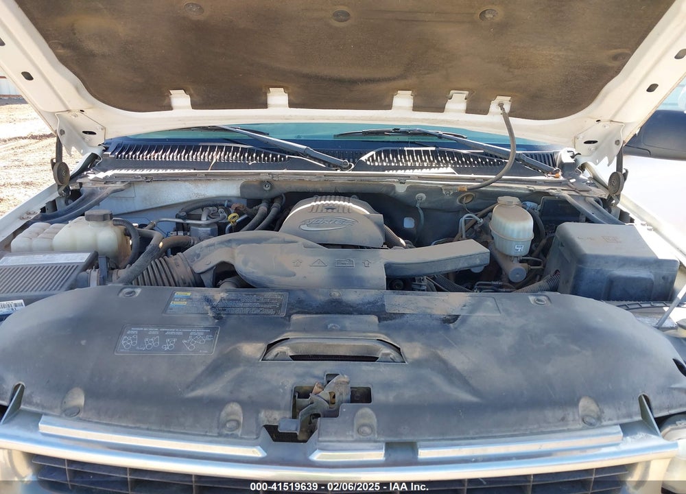 2005 CHEVROLET SUBURBAN 1500 LS VIN: 1GNEC16Z45R185401