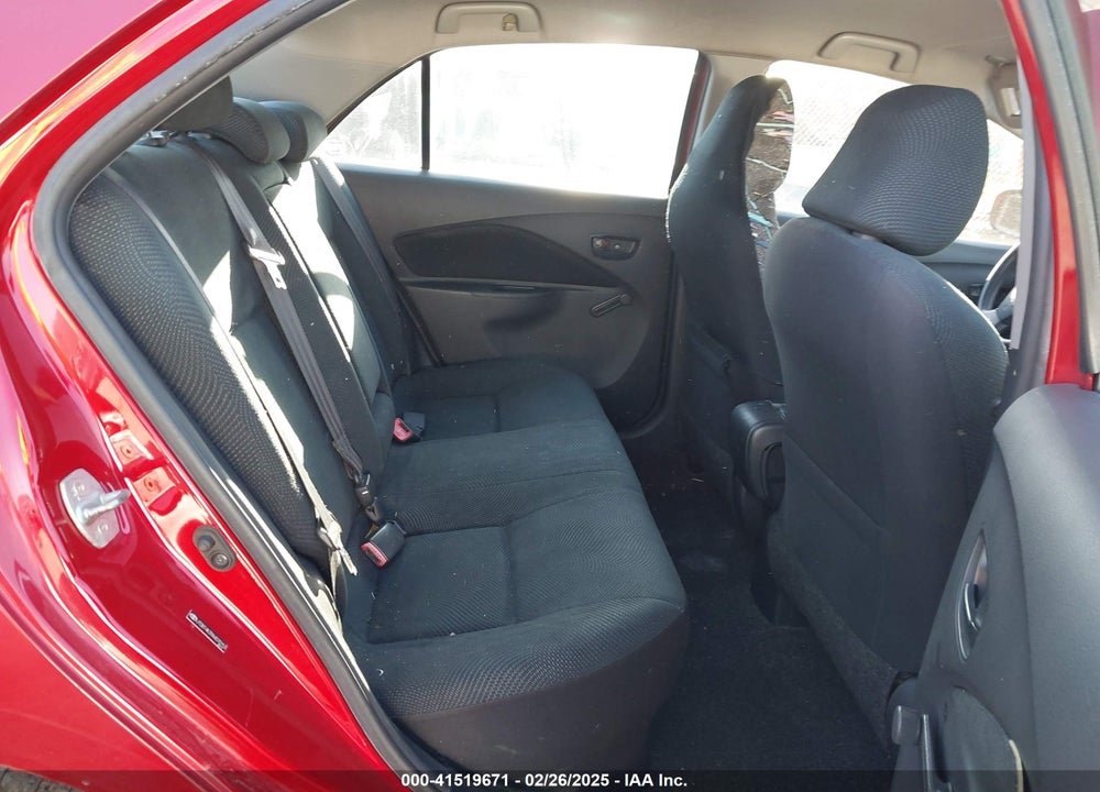 2010 TOYOTA YARIS VIN: JTDBT4K39A4070153