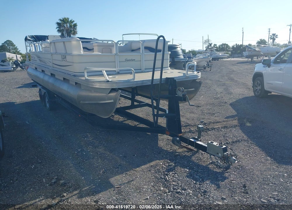 2006 SUNTRACKER BOAT VIN: BUJ10636L506