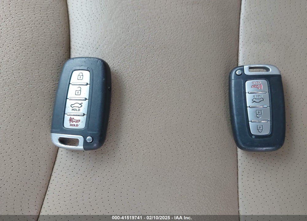 2013 HYUNDAI ELANTRA VIN: 5NPDH4AE9DH257629