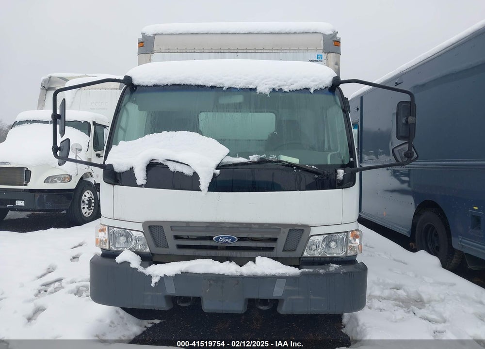 2006 FORD LCF 645A VIN: 3FRLL45Z56V235807