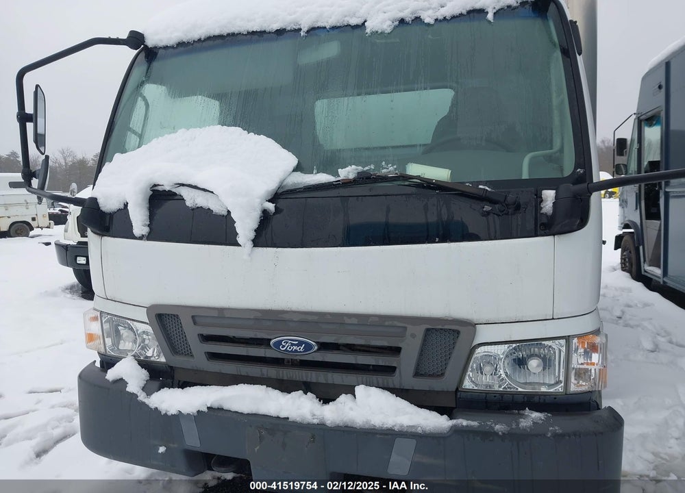 2006 FORD LCF 645A VIN: 3FRLL45Z56V235807