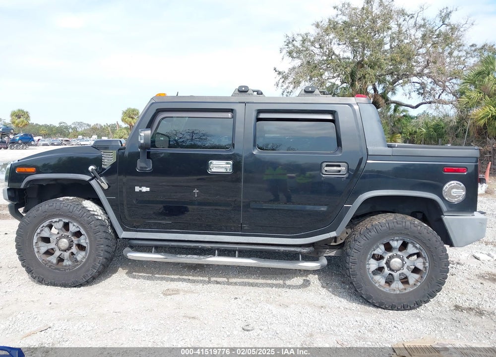 2005 HUMMER H2 SUT VIN: 5GRGN22U25H113340