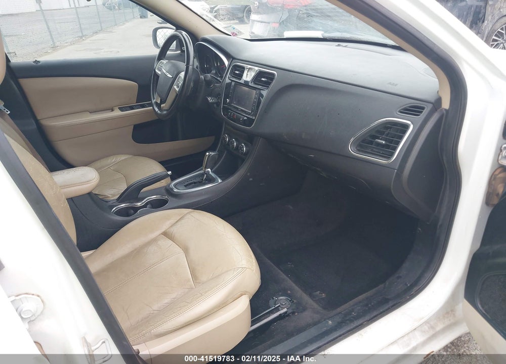 2012 CHRYSLER 200 LIMITED VIN: 1C3CCBCGXCN284662