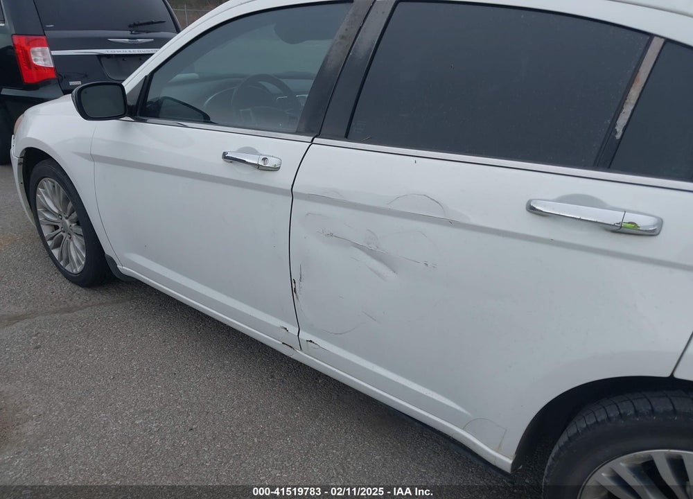 2012 CHRYSLER 200 LIMITED VIN: 1C3CCBCGXCN284662
