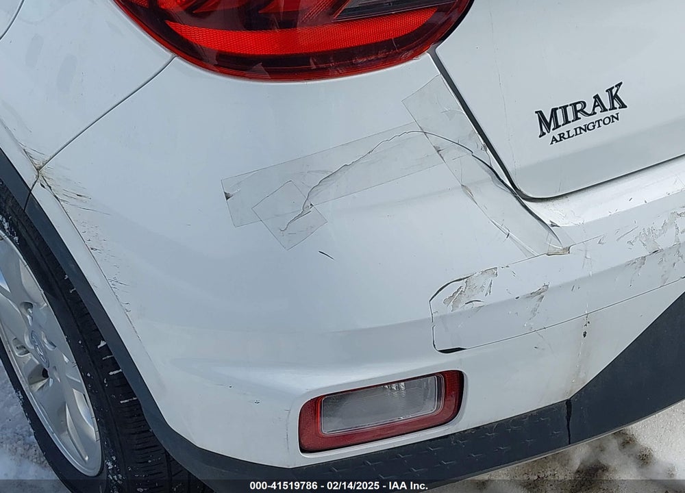2021 HYUNDAI VENUE SE VIN: KMHRB8A36MU104673