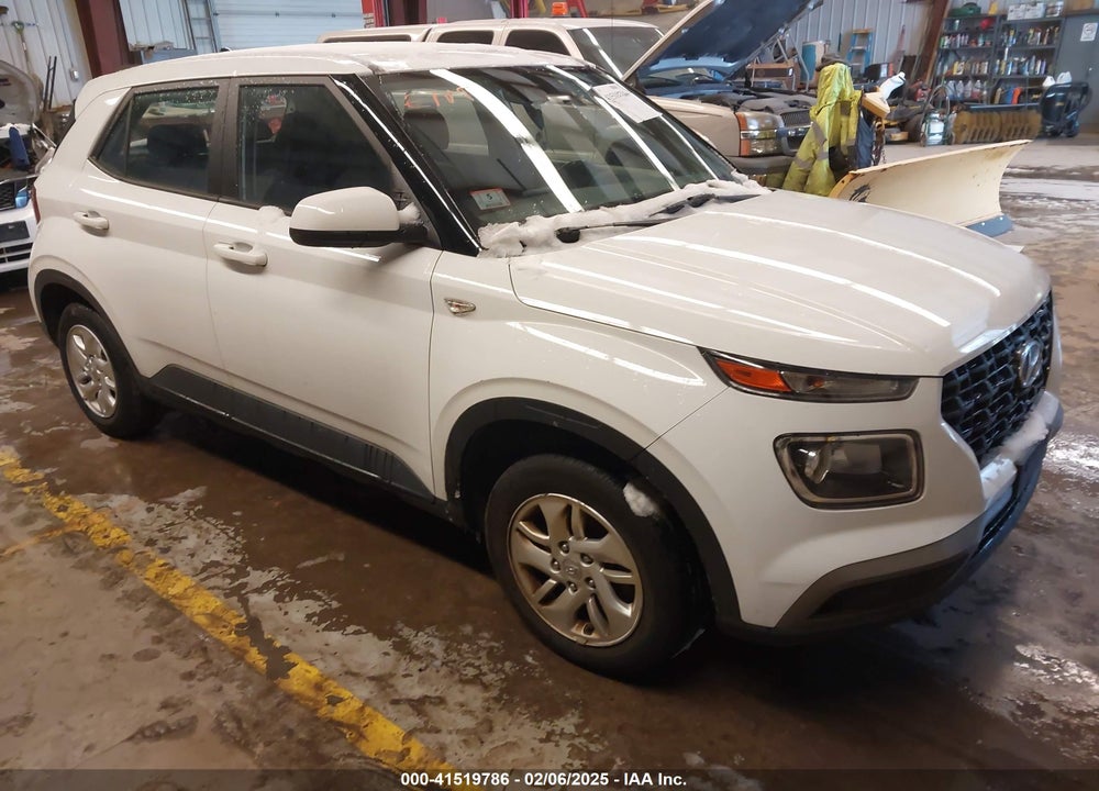 2021 HYUNDAI VENUE SE VIN: KMHRB8A36MU104673