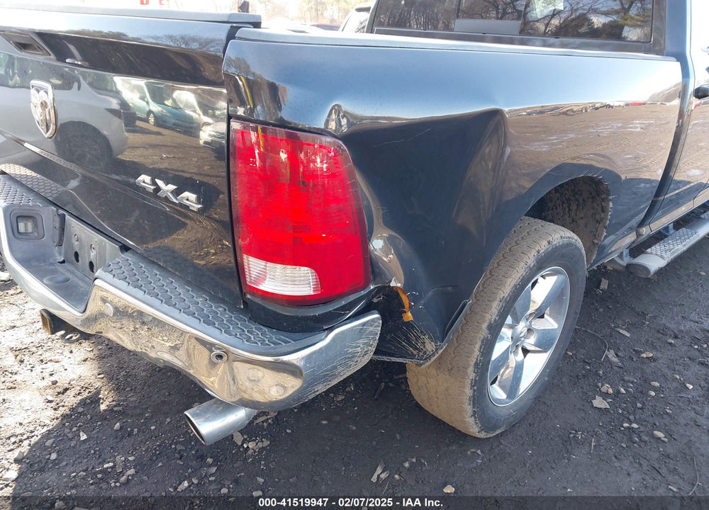 2017 RAM 1500 VIN: 1C6RR7GT6HS579153