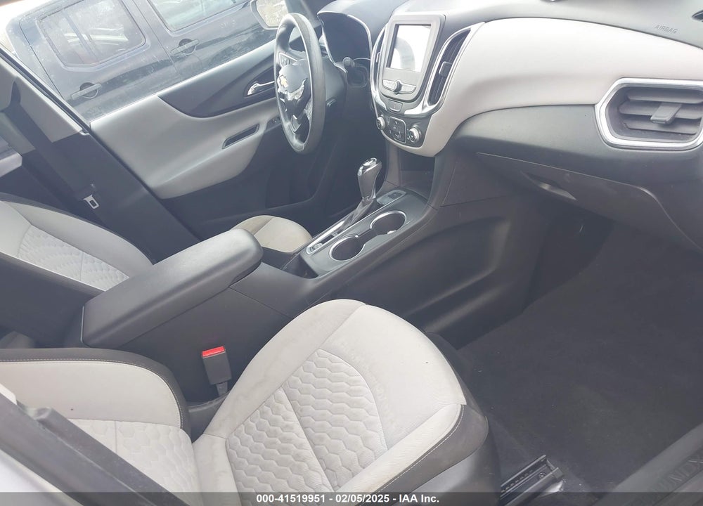 2019 CHEVROLET EQUINOX LT VIN: 2GNAXUEV4K6168205