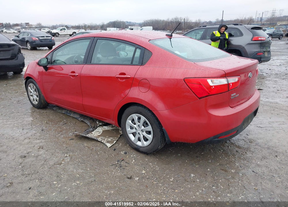 2015 KIA RIO EX VIN: KNADN4A38F6421213