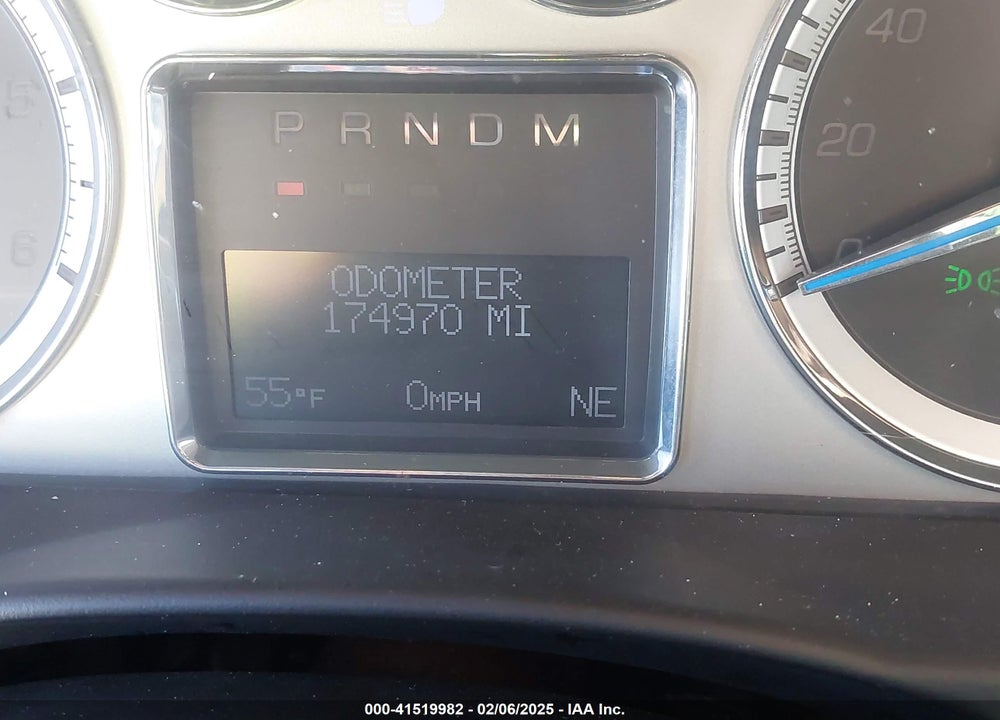 2011 CADILLAC ESCALADE PREMIUM VIN: 1GYS3CEF7BR319516