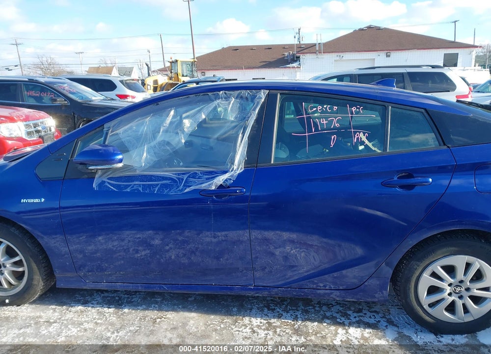 2017 TOYOTA PRIUS VIN: JTDKBRFU1H3537147
