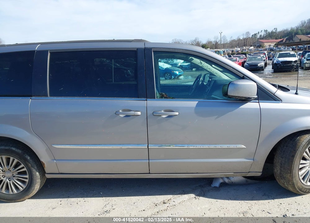 2015 CHRYSLER TOWN & COUNTRY TOURING-L VIN: 2C4RC1CG4FR519919