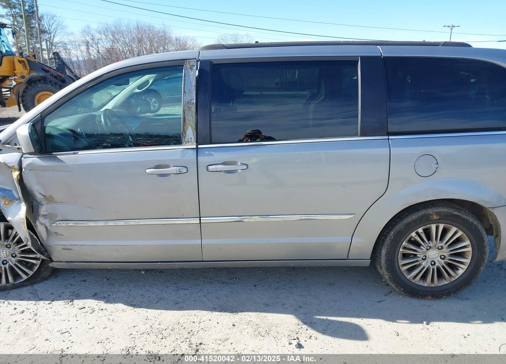 2015 CHRYSLER TOWN & COUNTRY TOURING-L VIN: 2C4RC1CG4FR519919
