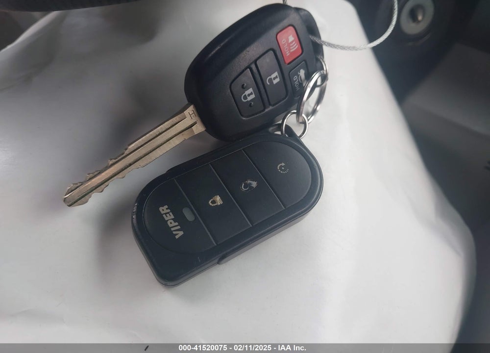 2015 TOYOTA CAMRY LE VIN: 4T4BF1FK3FR486652