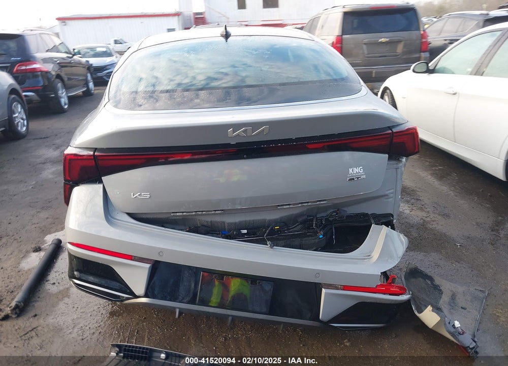 2025 KIA K5 VIN: KNAG64J75S5274183